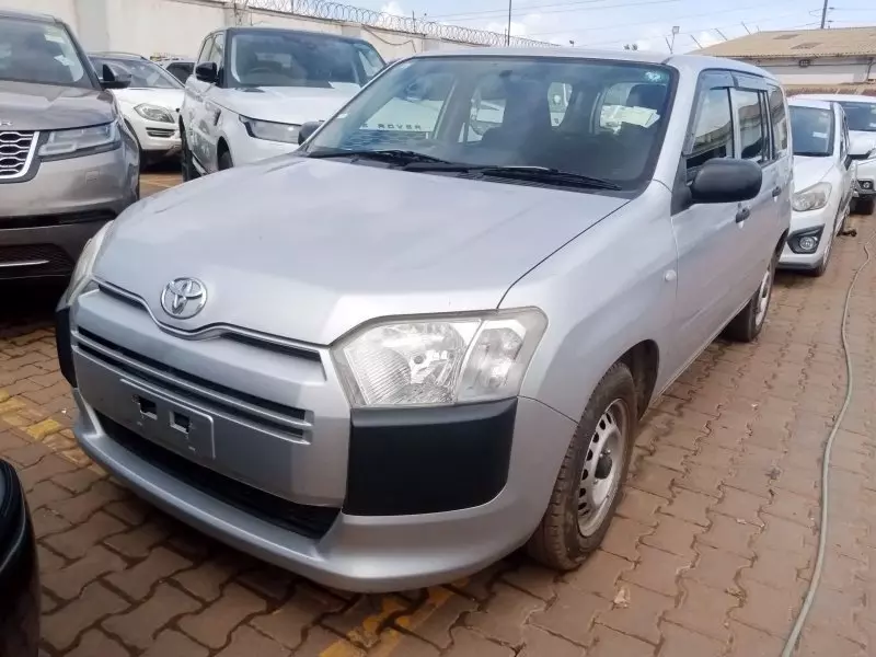 Toyota Probox - 2016