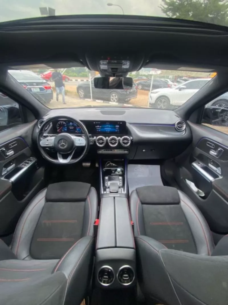 Mercedes-Benz GLA 45 AMG   - 2023