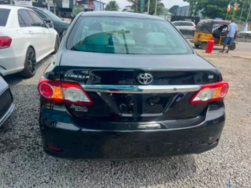 TOYOTA Corolla   - 2013