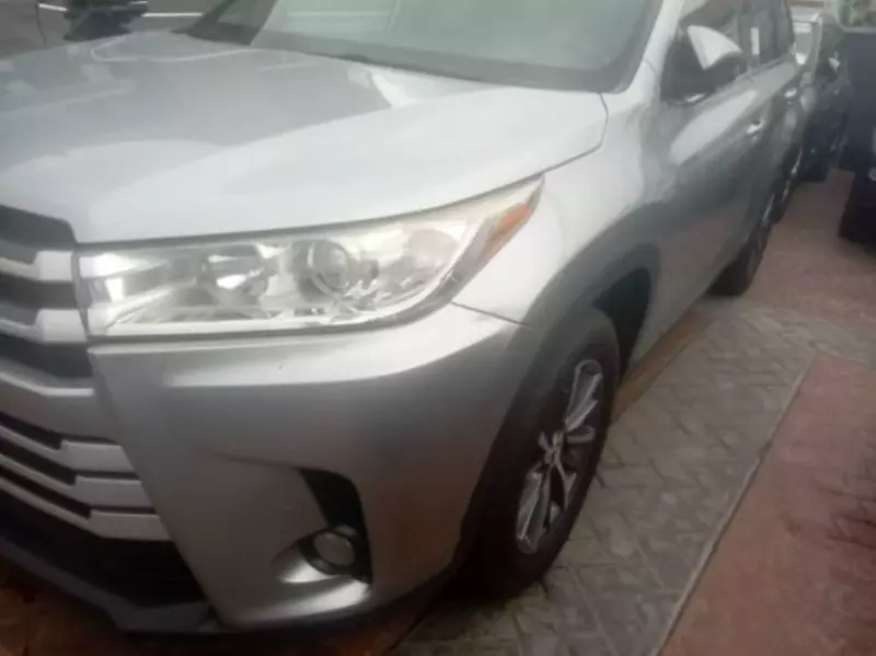 TOYOTA Highlander   - 2017