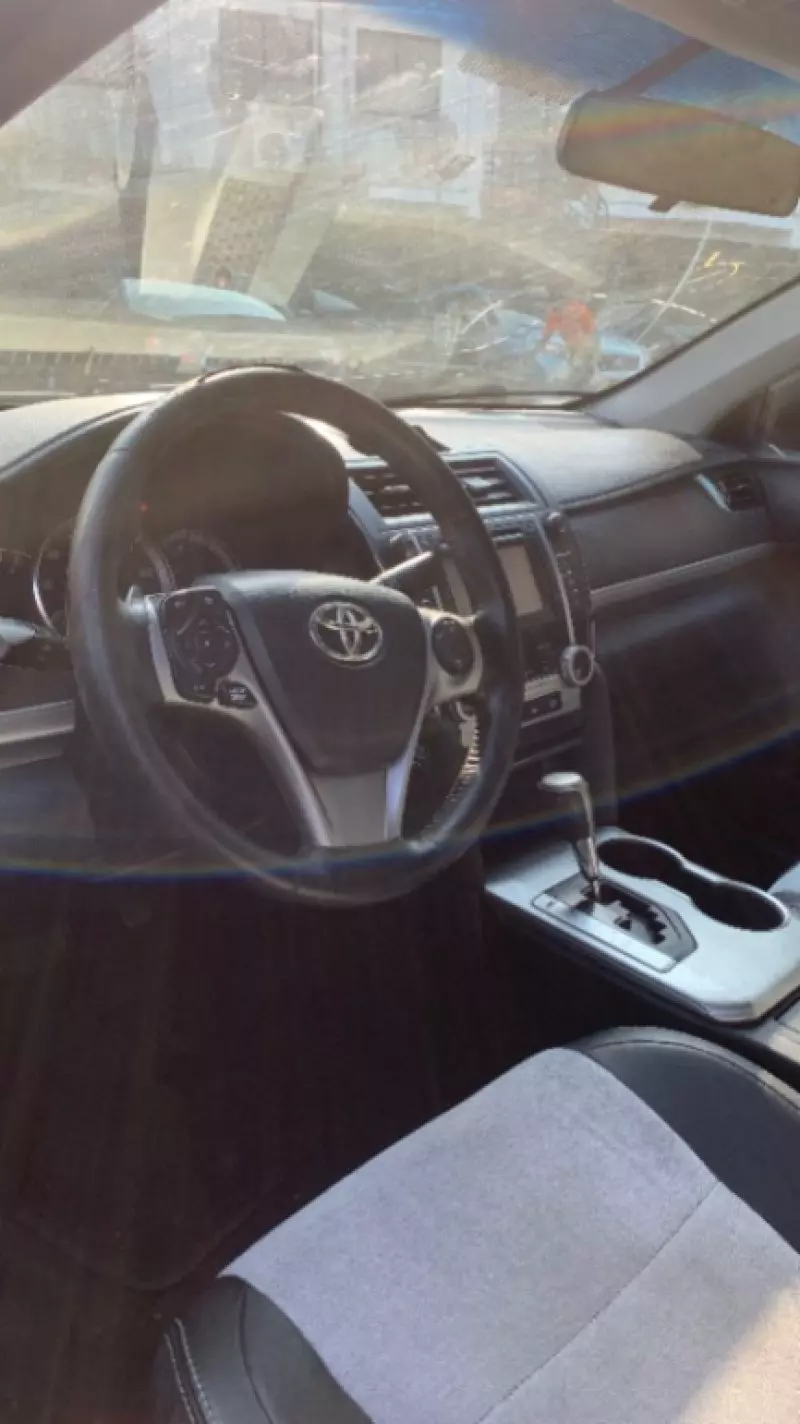 TOYOTA Camry   - 2013