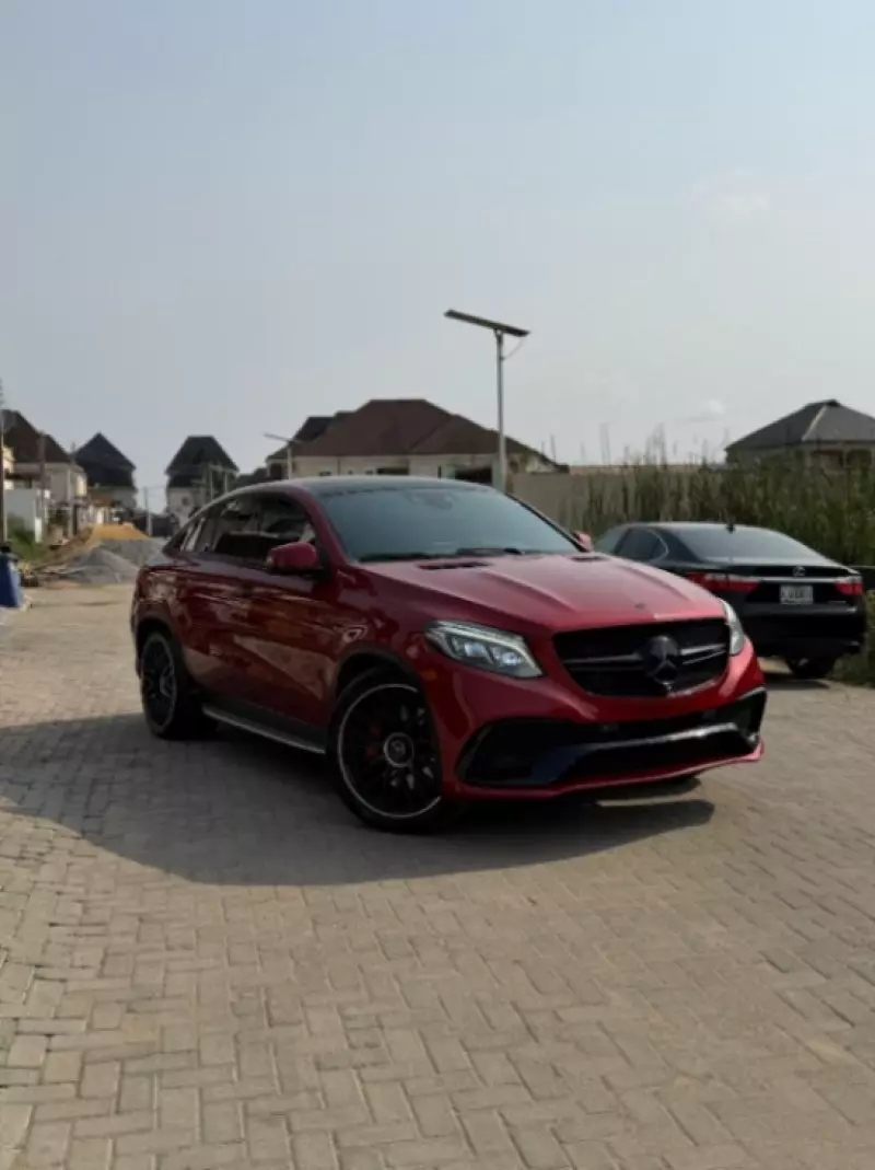 Mercedes-Benz GLE 63 AMG   - 2016