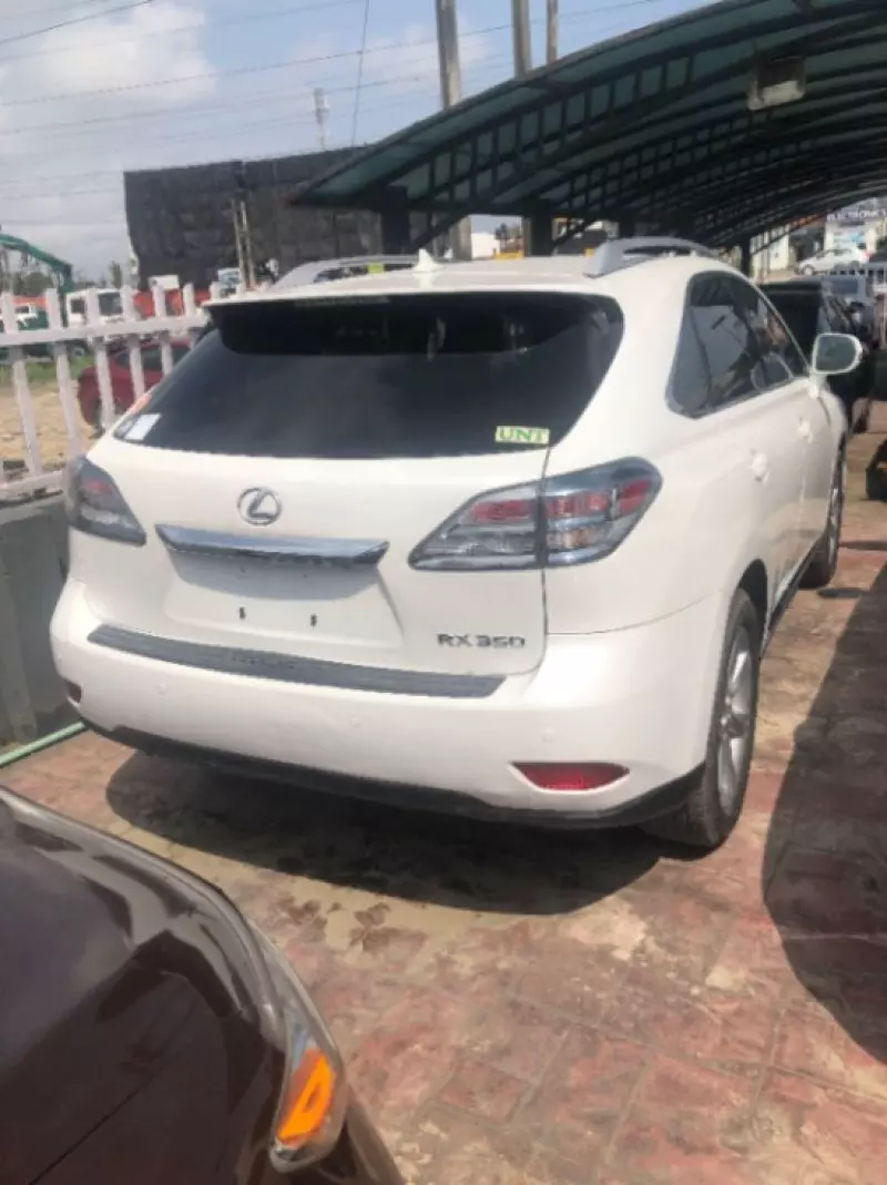 Lexus RX 350L - 2011