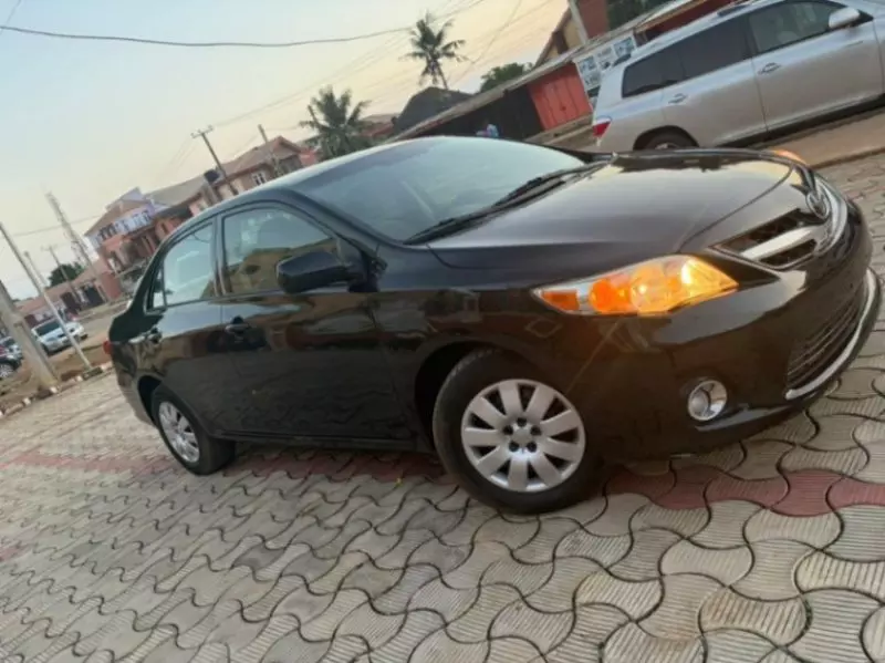 TOYOTA Corolla   - 2011