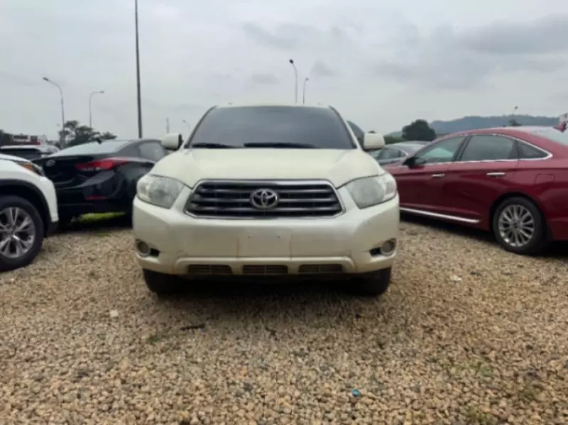Toyota Highlander   - 2009