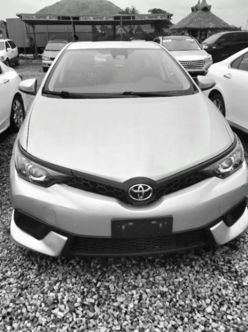 TOYOTA COROLLA iM   - 2017