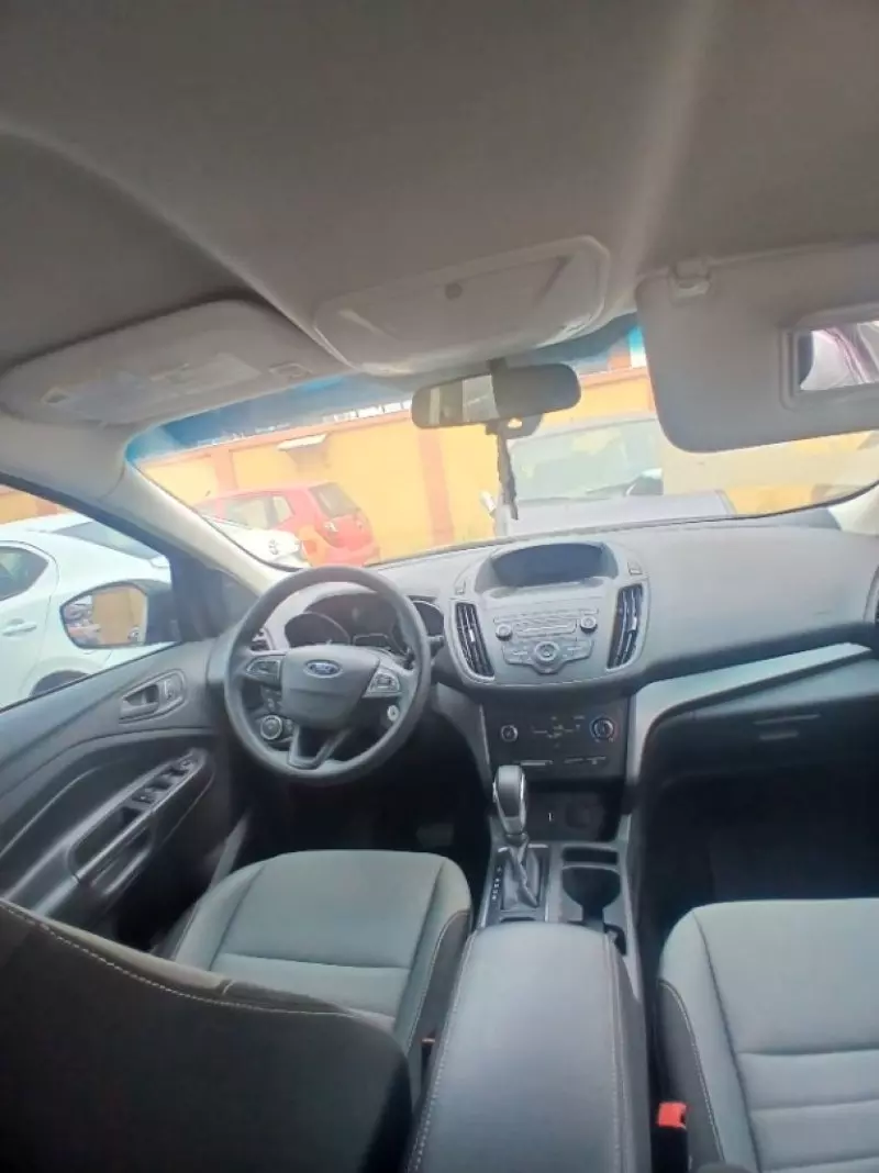 Ford Escape   - 2019