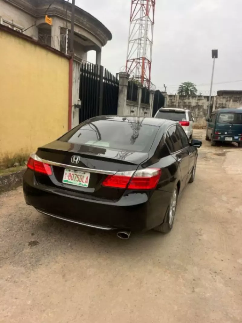 Honda Accord   - 2013