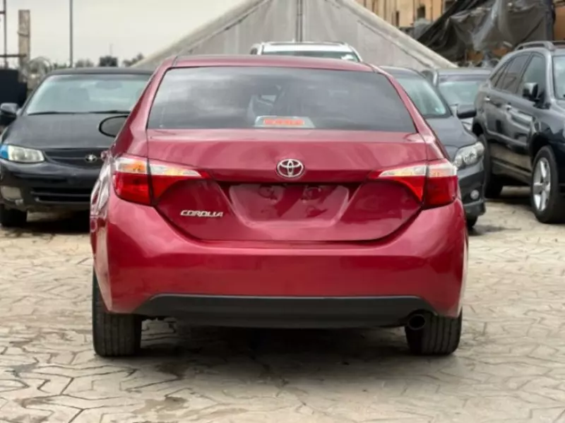 TOYOTA Corolla   - 2015