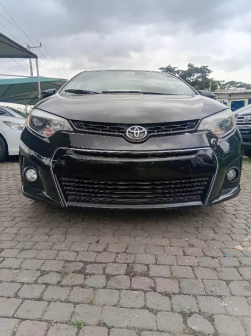 TOYOTA Corolla   - 2014