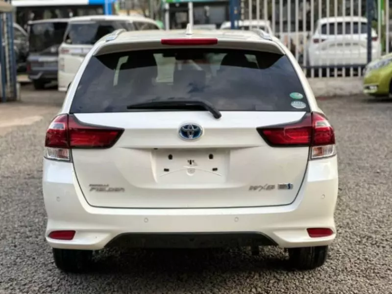 Toyota Fielder    - 2019