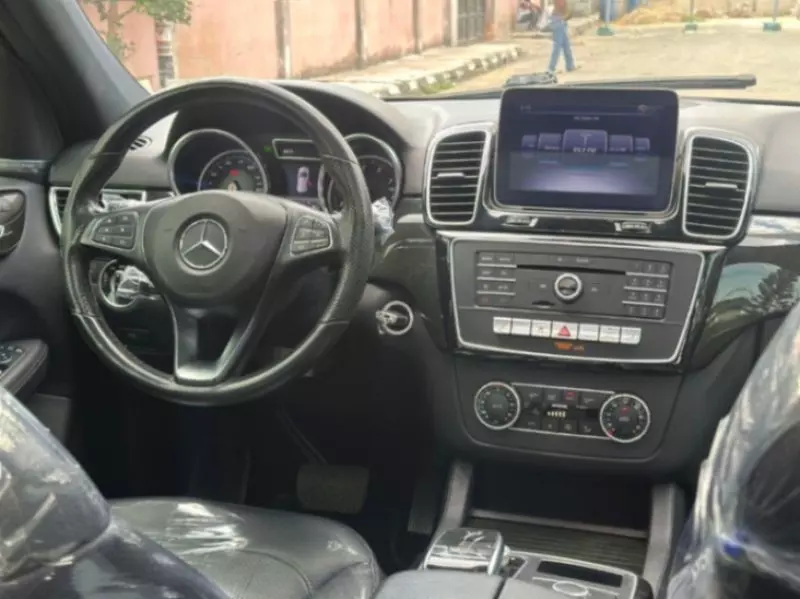 Mercedes-Benz GLE 350   - 2018
