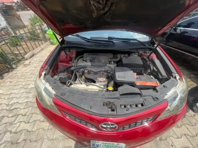 Toyota Camry - 2013