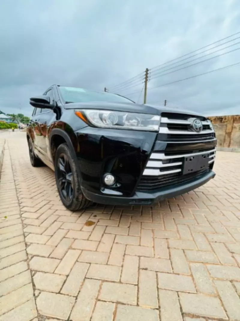 TOYOTA Highlander   - 2020