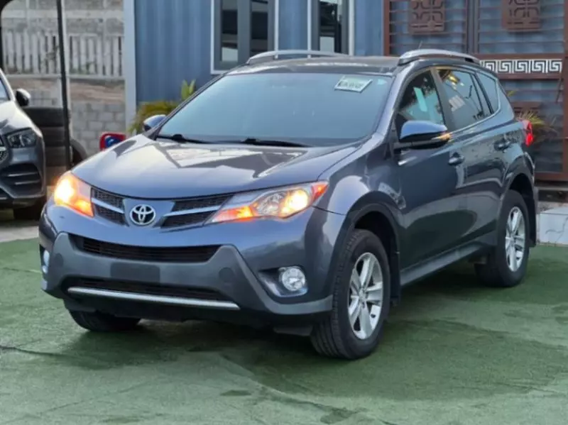 Toyota RAV 4   - 2014