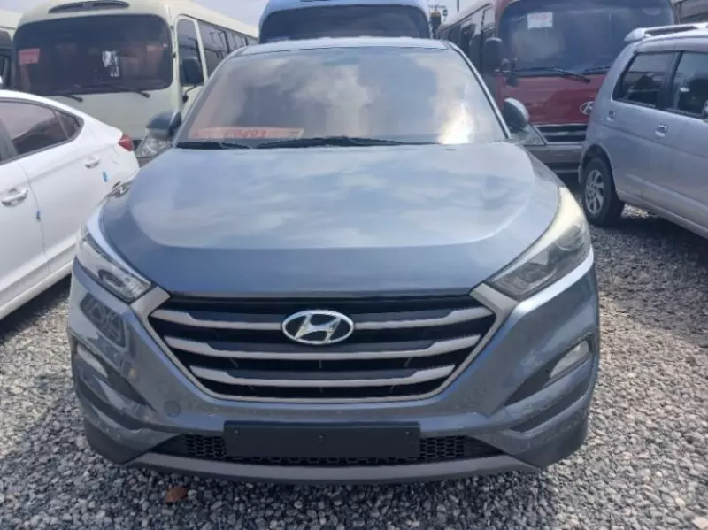 Hyundai Tucson   - 2016