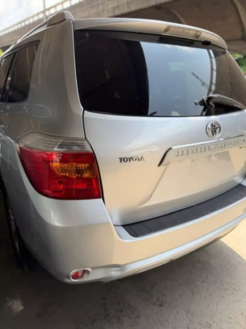 Toyota Highlander   - 2008