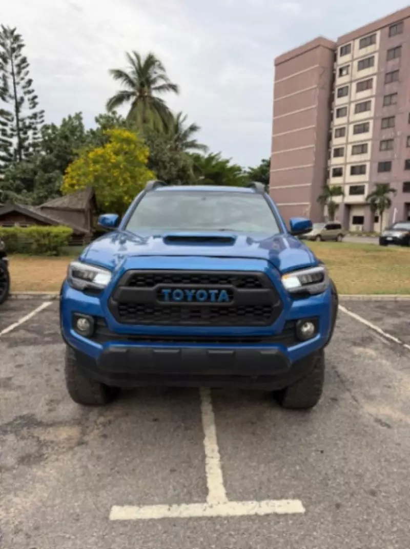 Toyota Tacoma   - 2016
