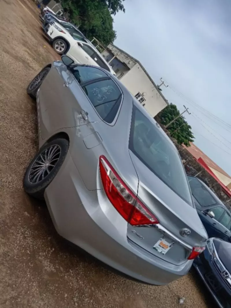 TOYOTA Camry   - 2015