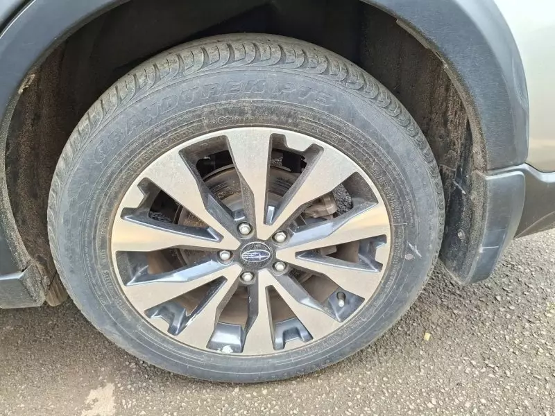 Subaru Outback   - 2016