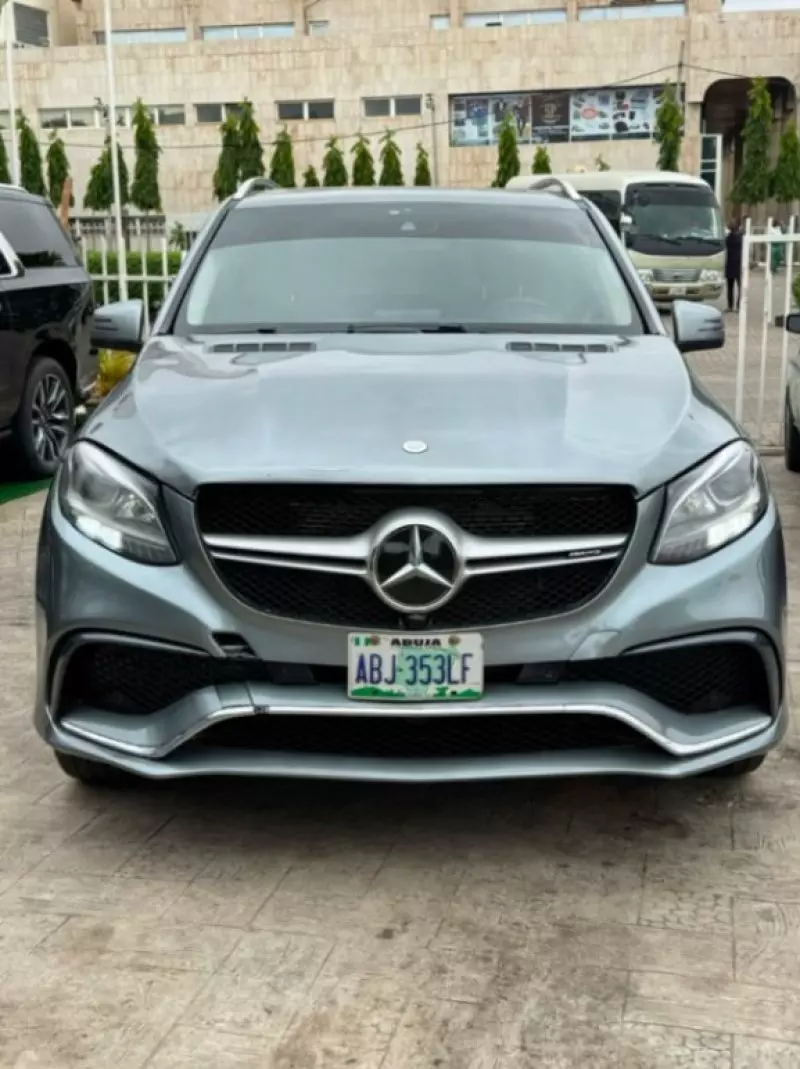 Mercedes-Benz ML 350   - 2012
