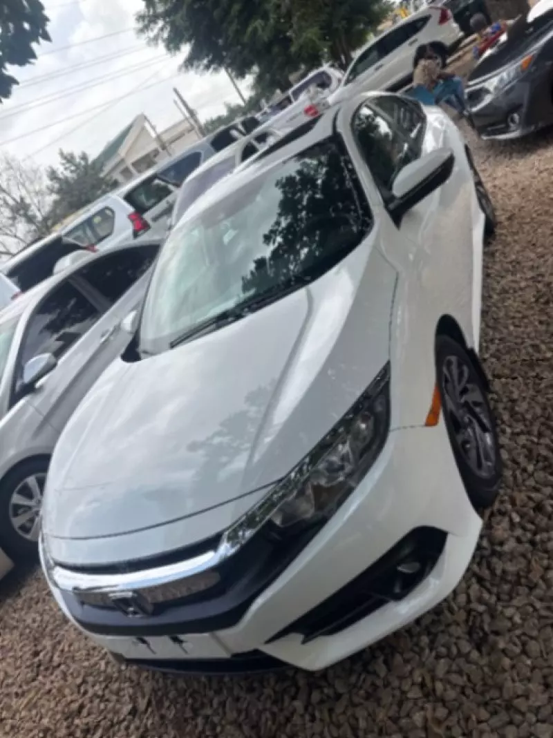 Honda Civic   - 2022