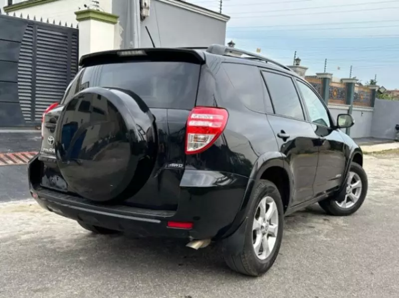 TOYOTA RAV 4 - 2009