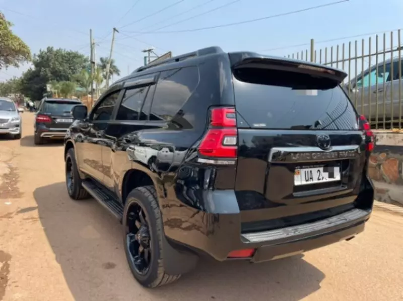 TOYOTA Landcruiser Prado   - 2017