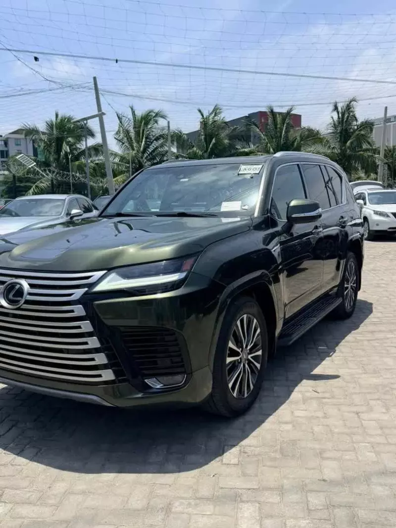 Lexus LX 600 - 2022