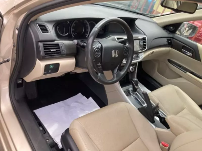 Honda Accord   - 2014