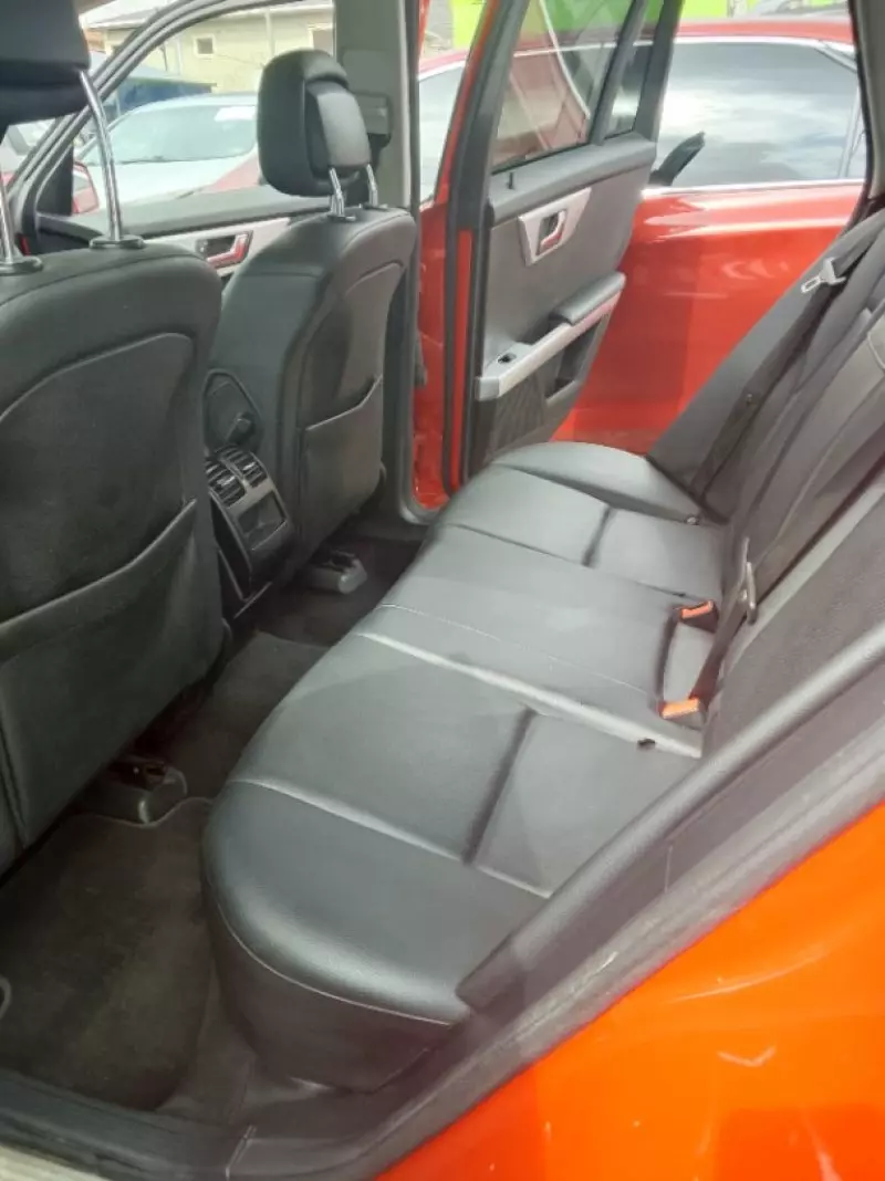 Mercedes-Benz GLK 350   - 2010