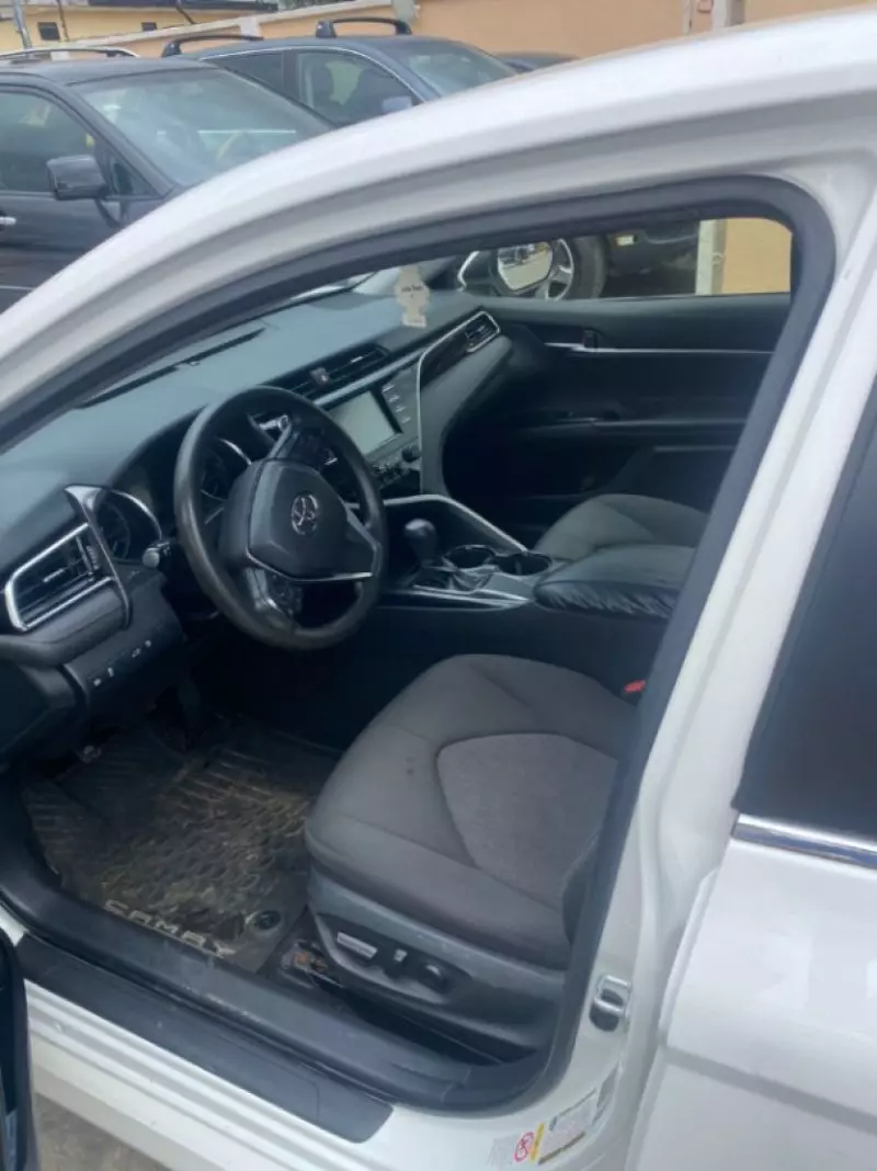 Toyota Camry   - 2018