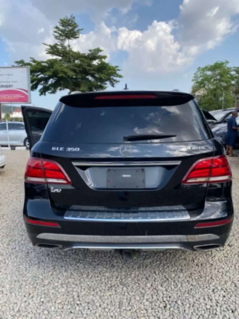 Mercedes-Benz GLE 350   - 2016