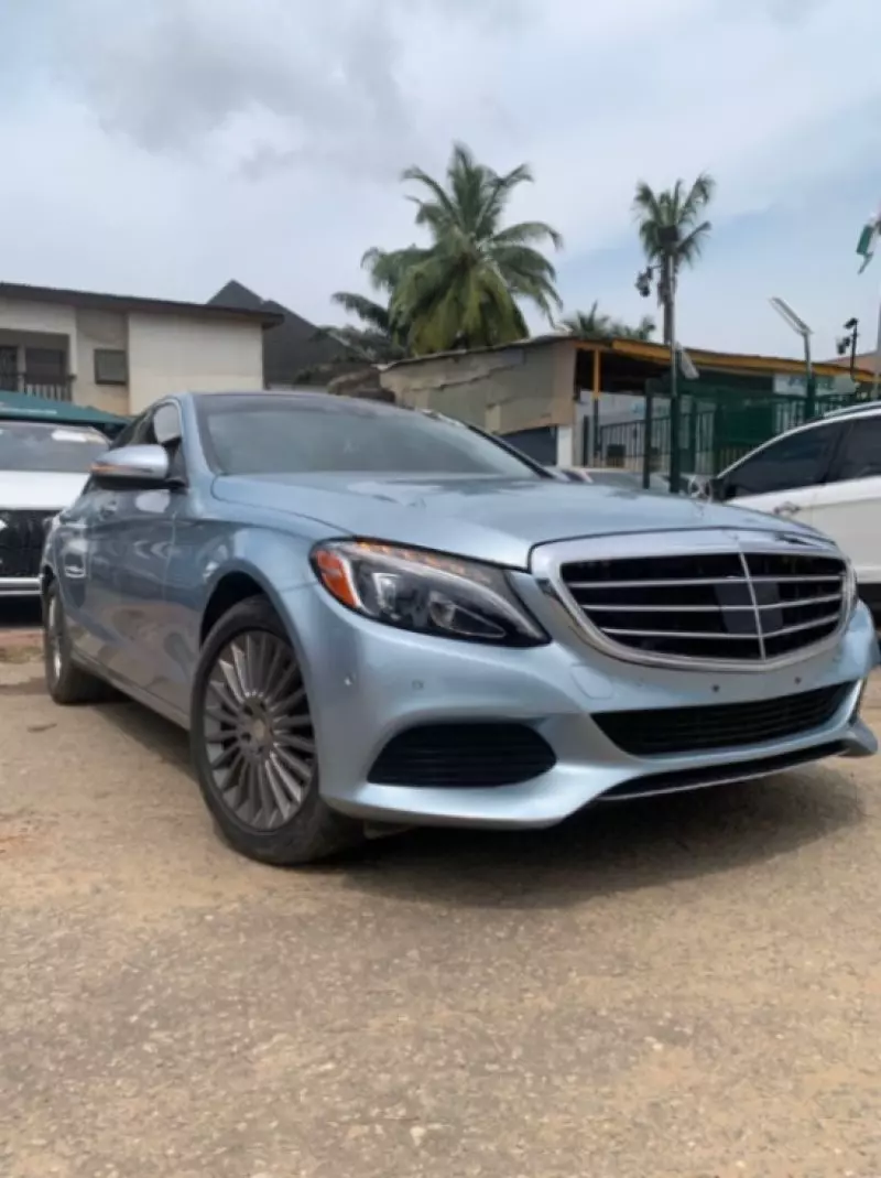 Mercedes-Benz C 300   - 2016