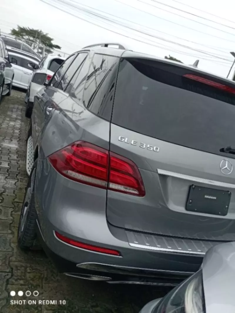 Mercedes-Benz GLE 350 - 2016