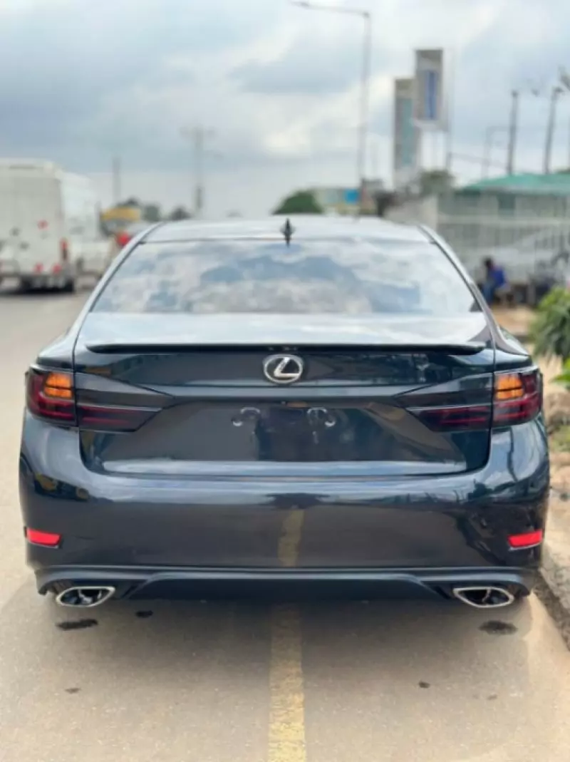 Lexus ES 350   - 2016