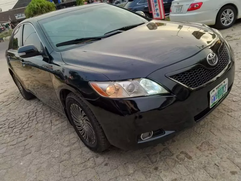 Toyota Camry   - 2008