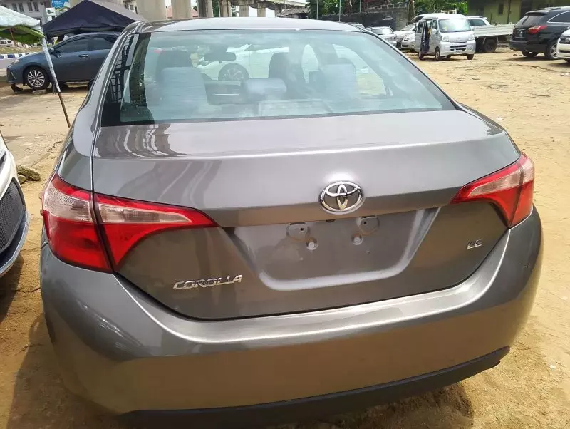Toyota corolla   - 2018