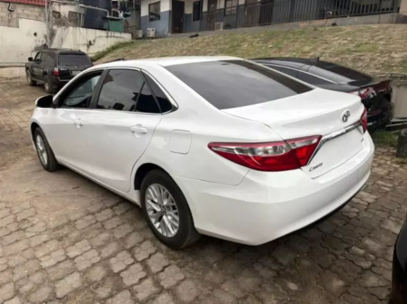 Toyota Camry   - 2017