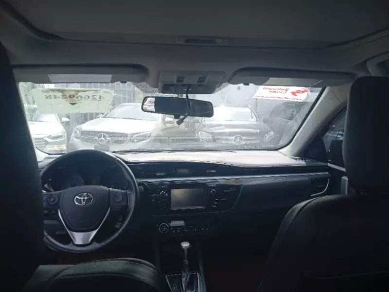 Toyota Corolla   - 2015