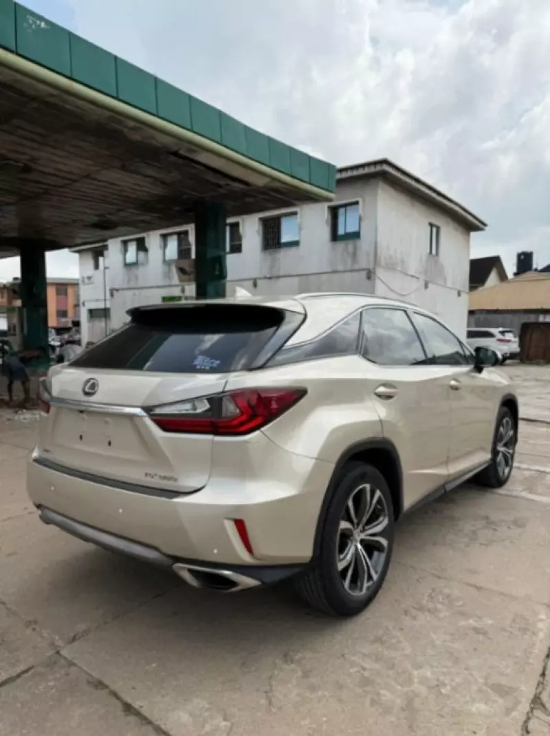 Lexus RX 350   - 2017