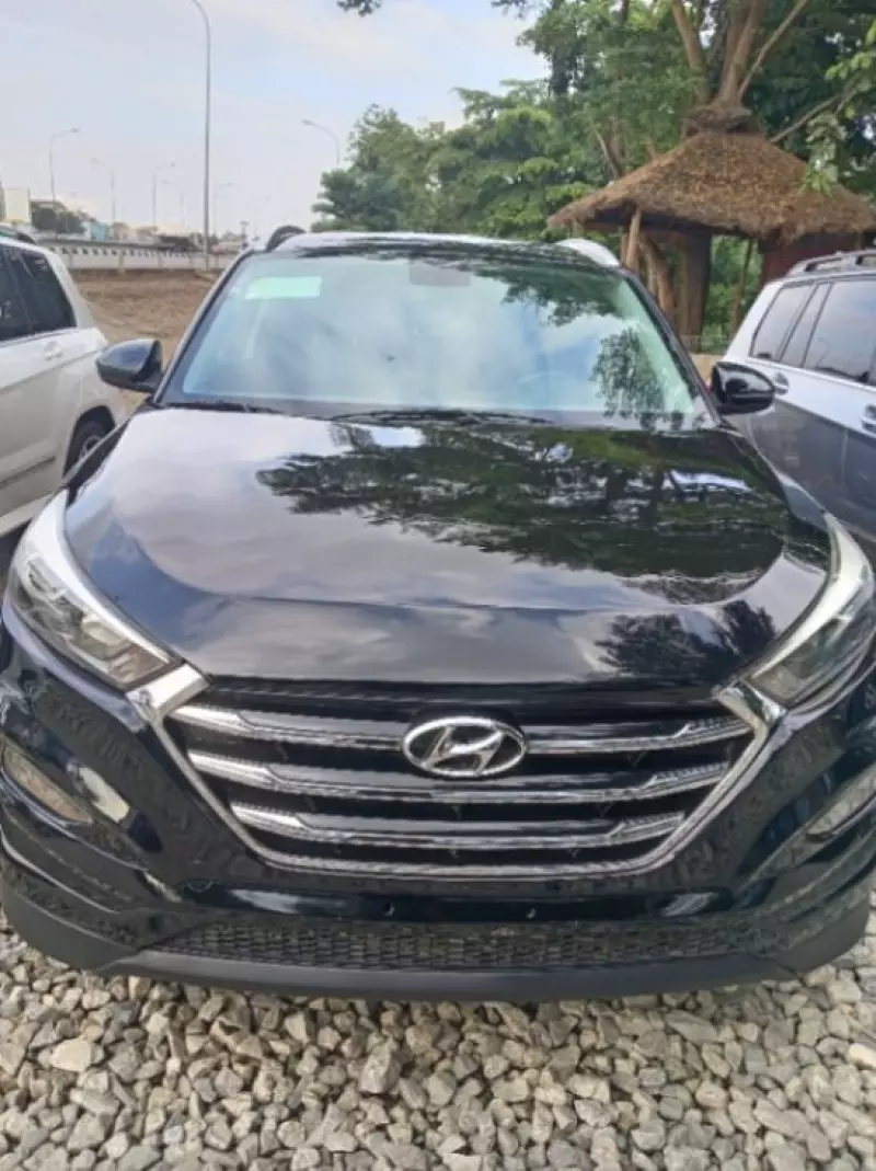 Hyundai TUCSON   - 2017