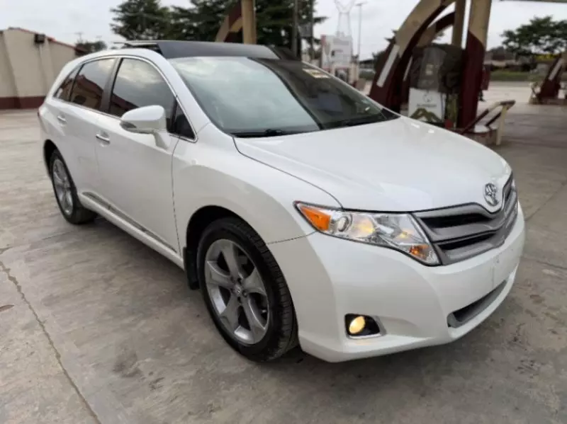 TOYOTA Venza   - 2013
