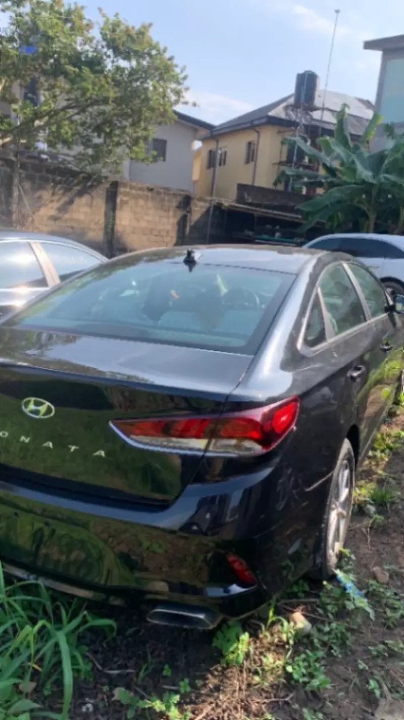 Hyundai Sonata   - 2019