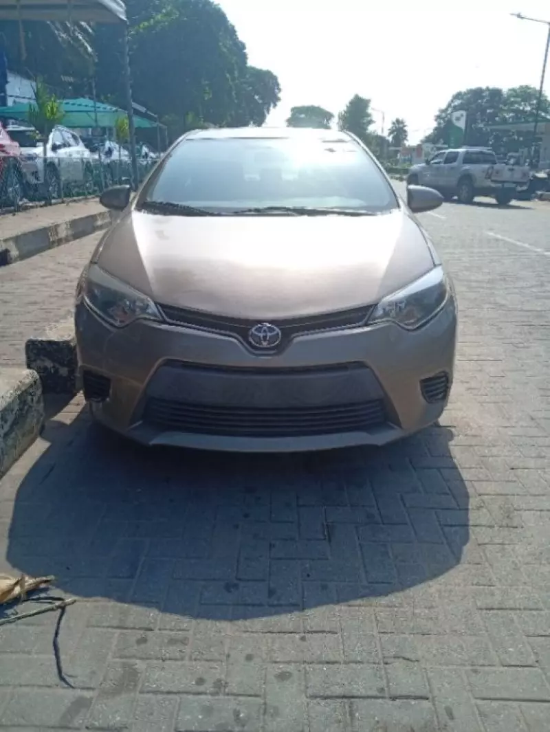 Toyota Corolla   - 2015