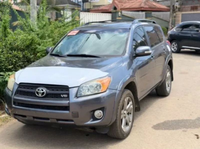 Toyota RAV4   - 2009