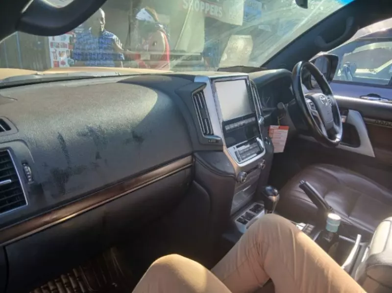 Toyota Landcruiser V8 - 2018