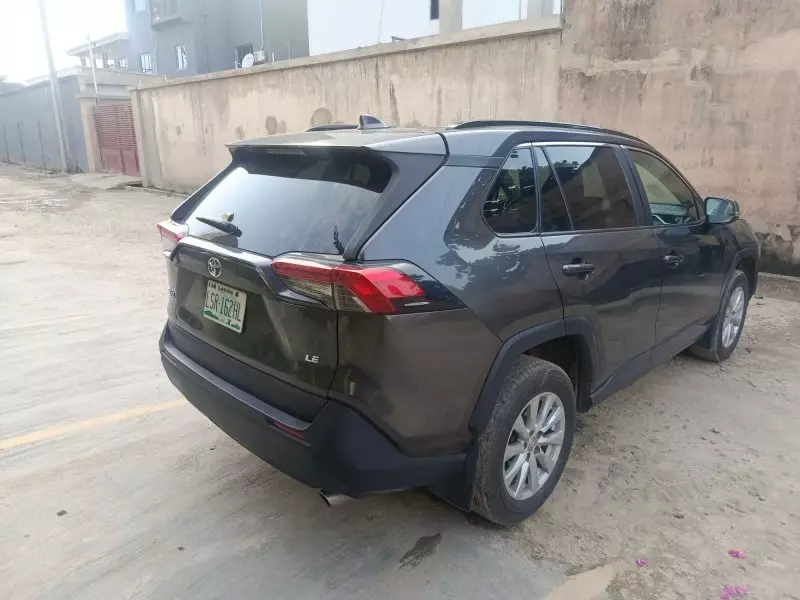 TOYOTA RAV4   - 2019