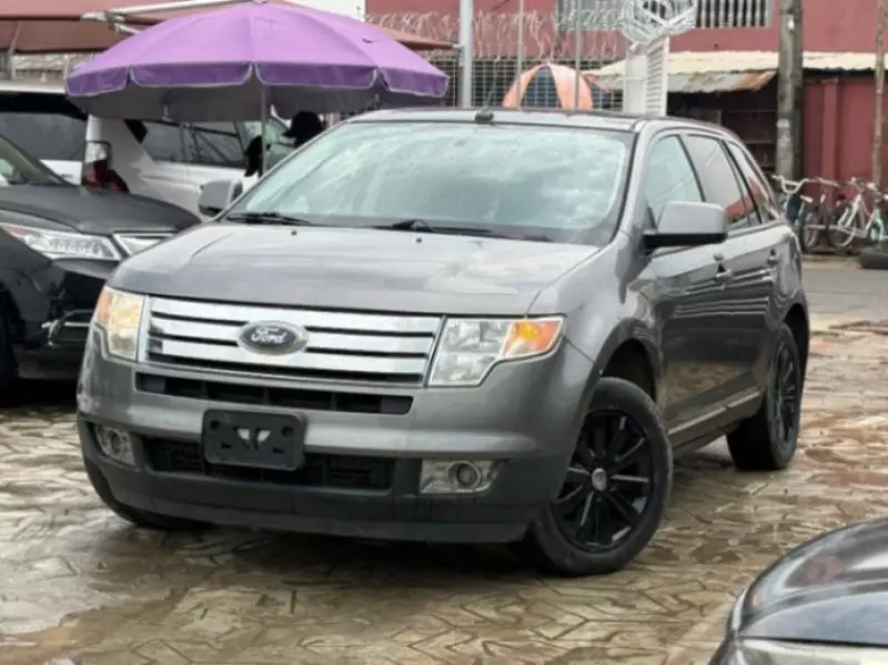 Ford Edge - 2010