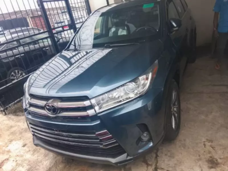 Toyota Highlander - 2019